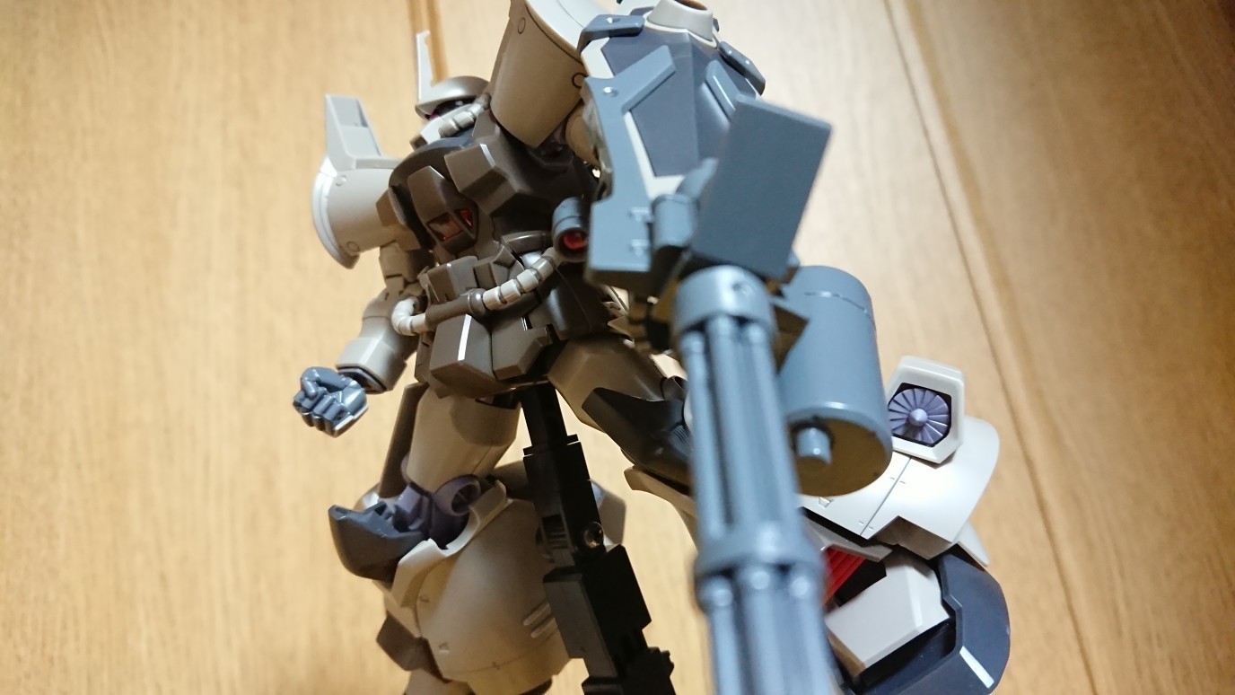 1/144 HGUC グフ・フライトタイプ＋旧キット: ちょっと作りすぎただけ