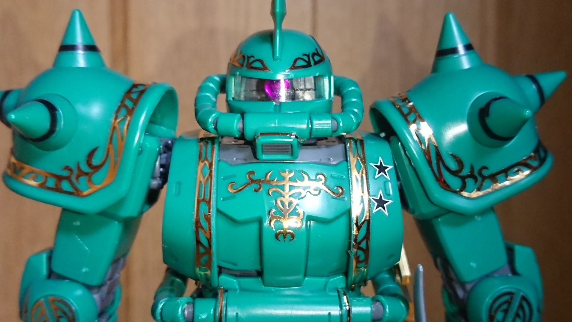 1/100 MG ドズル・ザビ専用ザクⅡ: ちょっと作りすぎただけなん