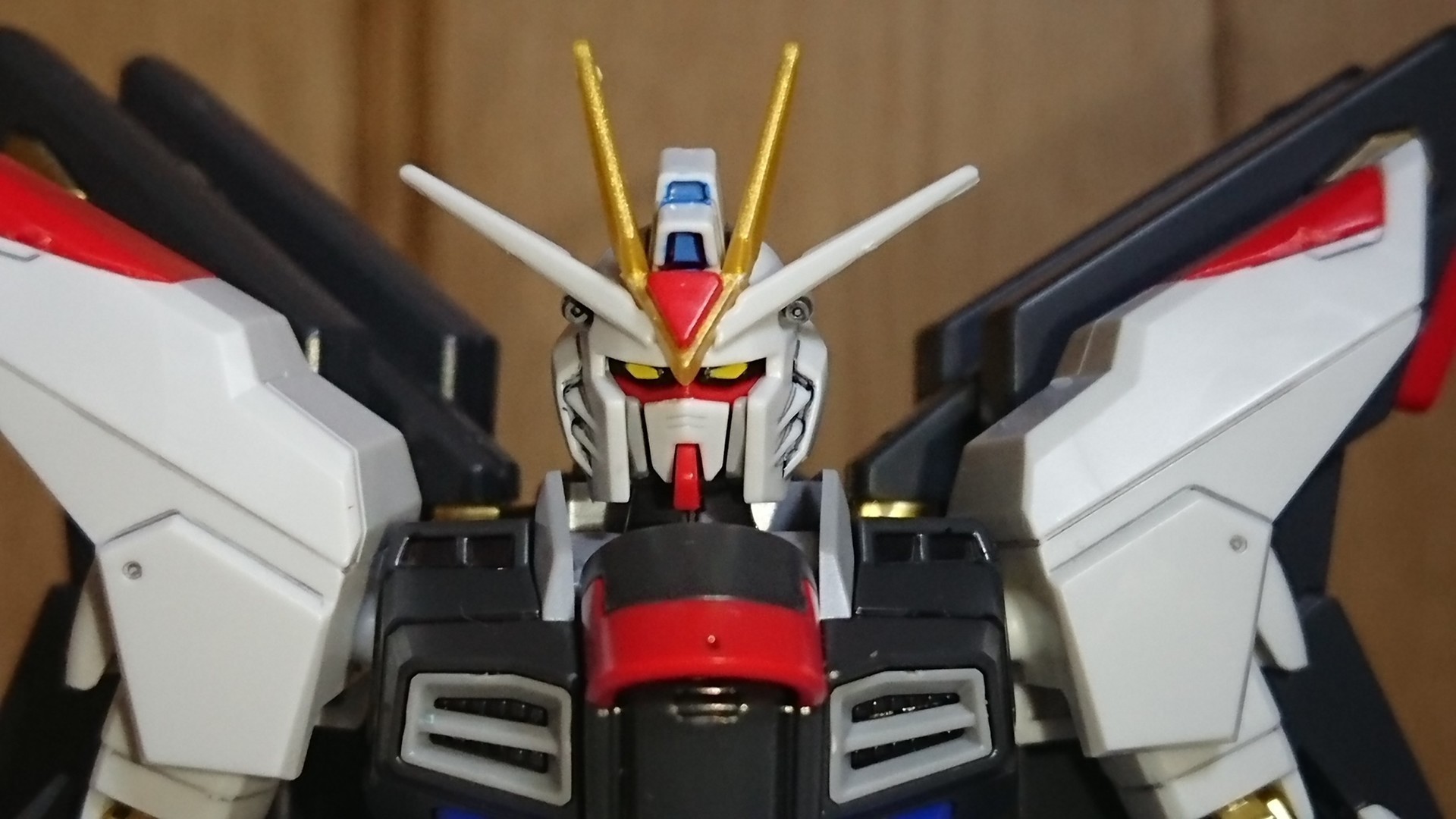 1/144 HGCE ストライクフリーダムガンダム 光の翼DXエディション