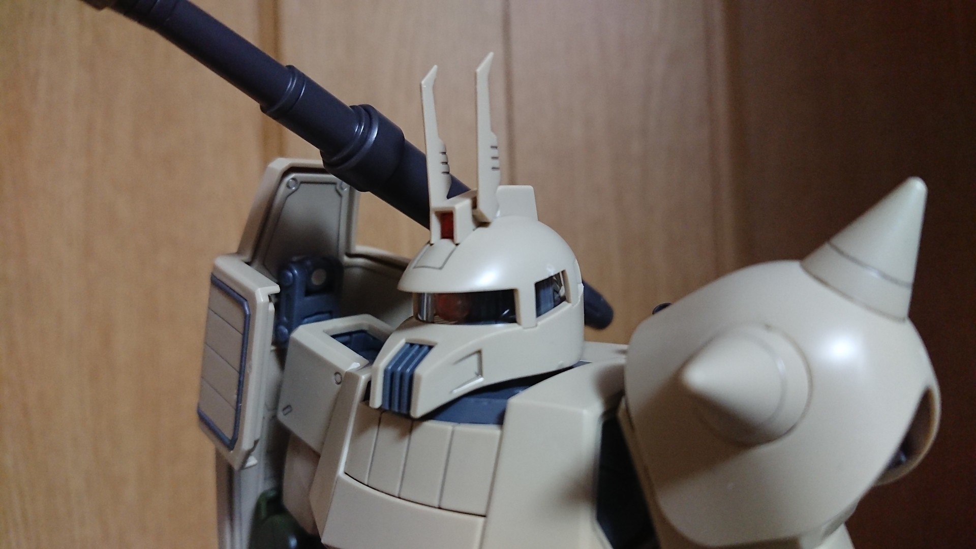 1/100 MG ザク・キャノン（ユニコーンカラーVer.）: ちょっと