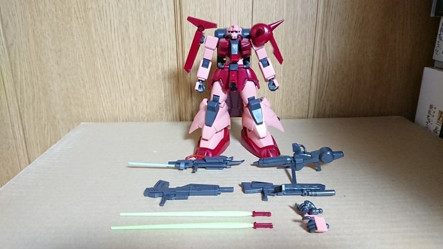 1/144 HGUC ザクⅢ改（Twilight AXIS Ver.）: ちょっと作りすぎ