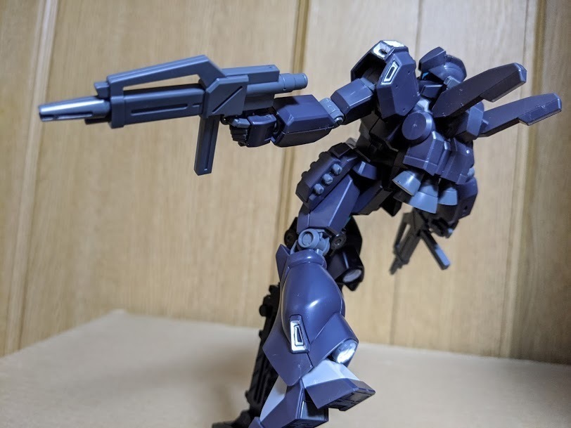 1/144 HGUC ジェガンＤ型（ピコ・アルティドール専用機）: ちょっと