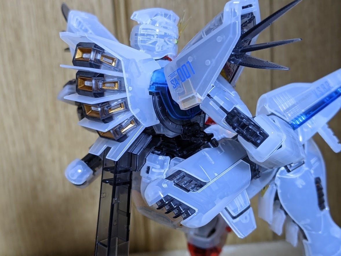 1/100 MG ガンダムF91 Ver.2.0（残像イメージカラー）: ちょっと
