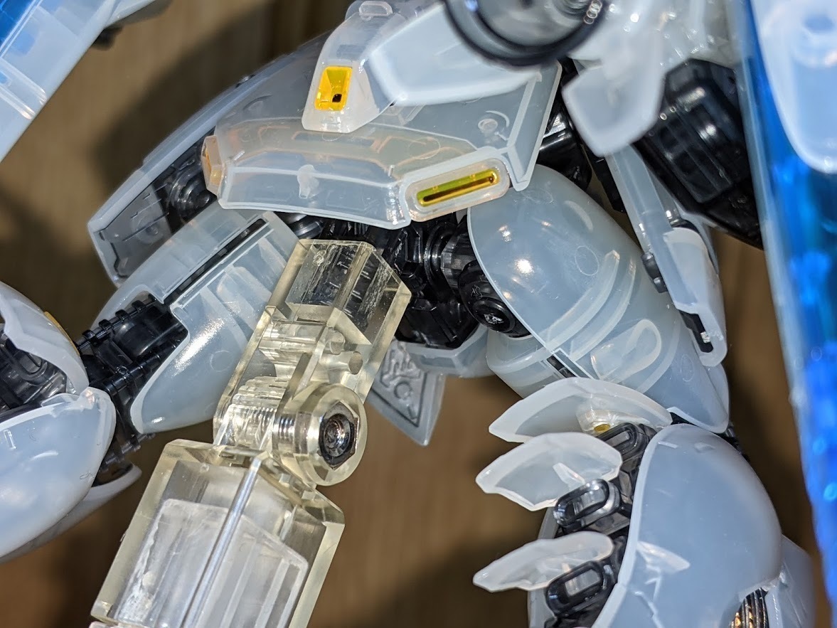 1/100 MG ガンダムF91 Ver.2.0（残像イメージカラー）: ちょっと