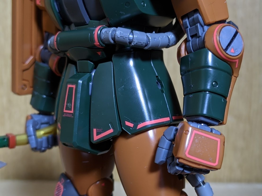 1/100 MG ガルマ・ザビ専用ザクⅡ: ちょっと作りすぎただけなん