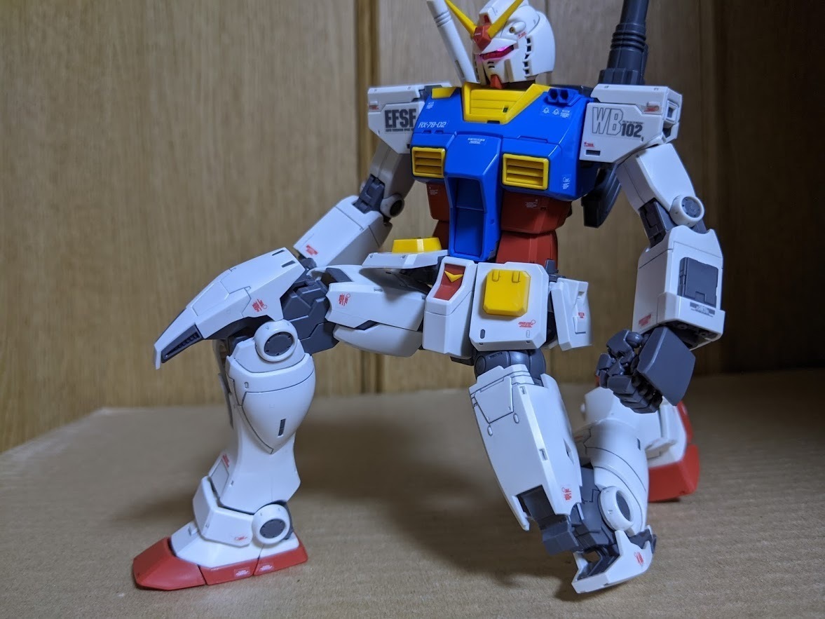 1/100 MG RX-78-02 ガンダム（GUNDAM THE ORIGIN版） スペシャル