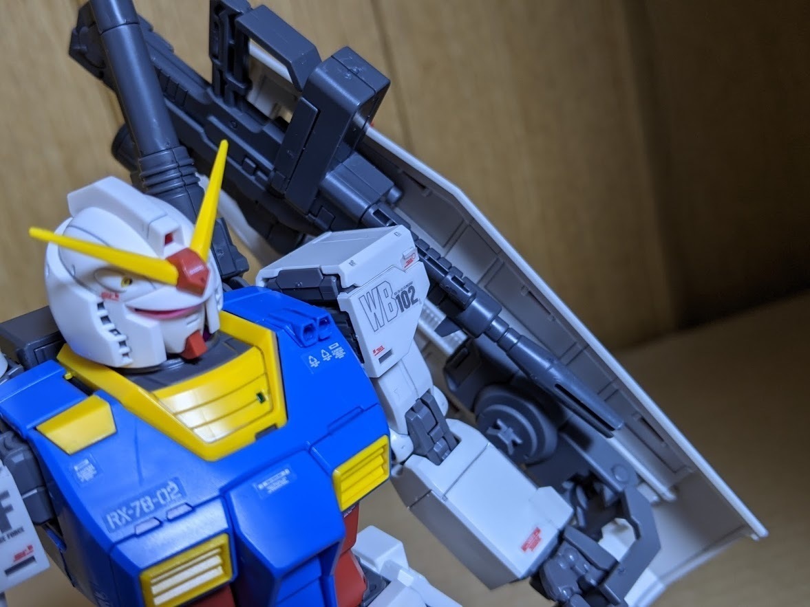 1/100 MG RX-78-02 ガンダム（GUNDAM THE ORIGIN版） スペシャル