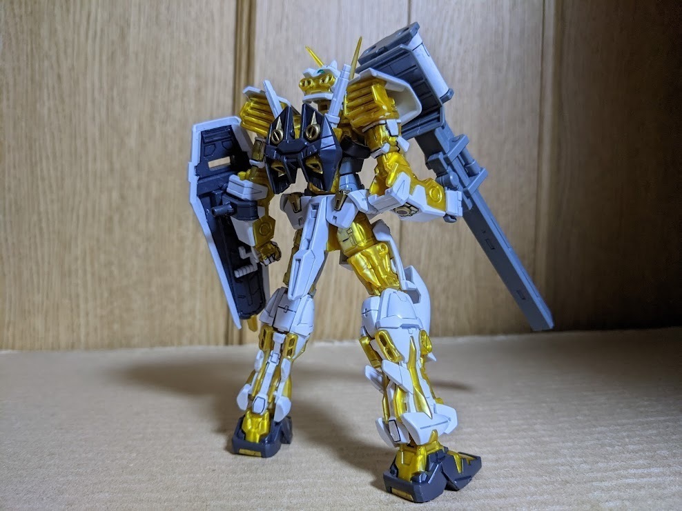 1/144HG SEED ガンダムアストレイ ゴールドフレーム: ちょっと