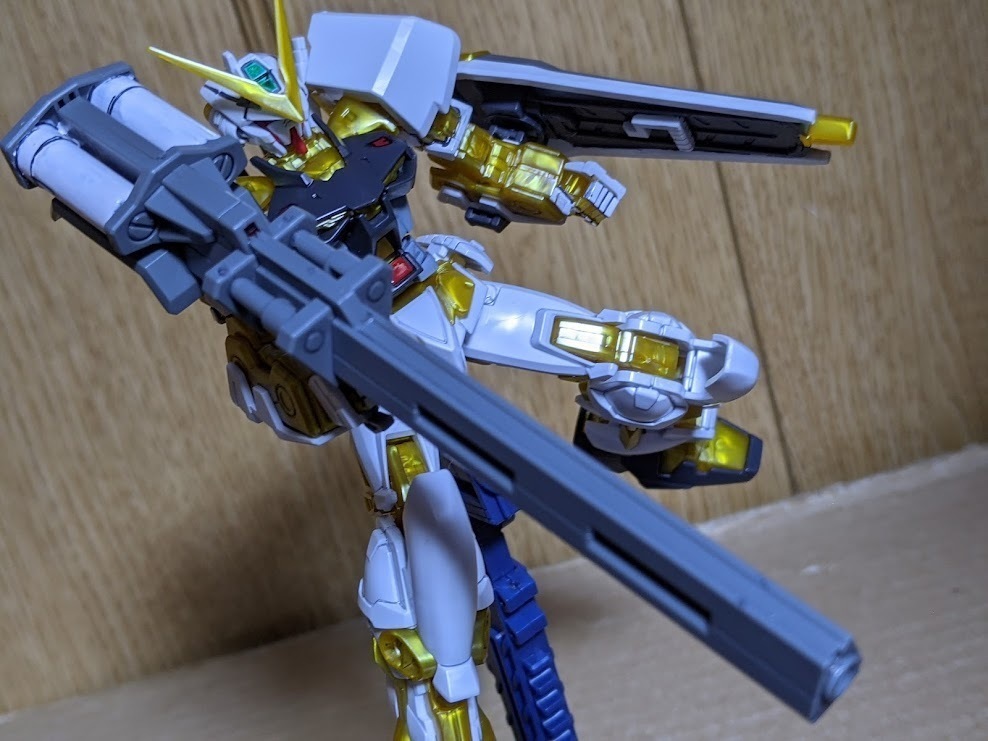 1/144HG SEED ガンダムアストレイ ゴールドフレーム: ちょっと