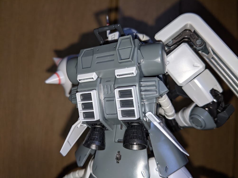 1/100 MG エリック・マンスフィールド専用ザクⅡ: ちょっと作り