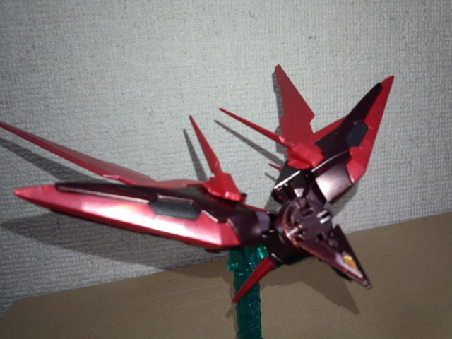 1/144 HG BF ガンダムエクシアダークマター(トランザムモード 1/144 HG BF ガンダムエクシアダークマター(トランザムモード