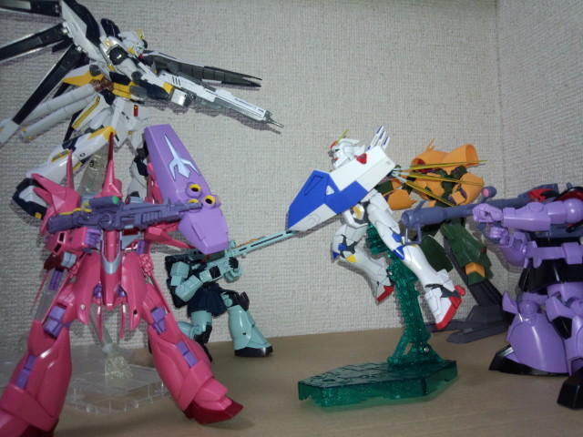 1/144 HG GPB バウ GPBカラー＆ザクⅠ・スナイパータイプ GPB