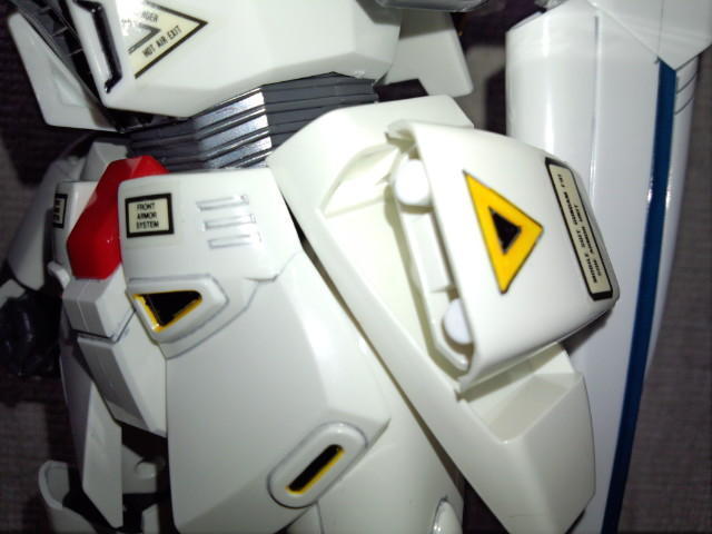 感覚的にはDXトイ的なプラモ！1/60ビッグスケールモデルキット ガンダムF91 - YouTube