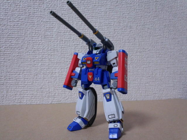 1/100 ガンタンクR-44: ちょっと作りすぎただけなんだからね！ガンプラ