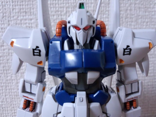 1/144 HG GPB 百式 GPBカラー『白式』: ちょっと作りすぎただけ