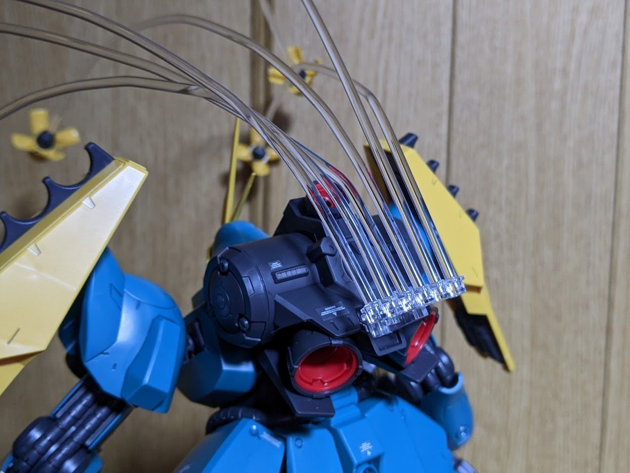 RE/100 ヤクト・ドーガ（ギュネイ・ガス機）: ちょっと作りすぎ
