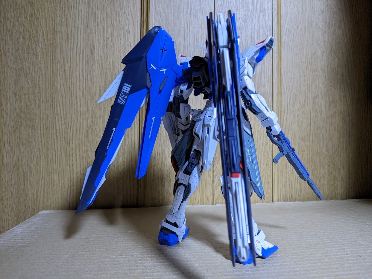 1/100 MG フリーダムガンダム Ver.2.0: ちょっと作りすぎただけなん