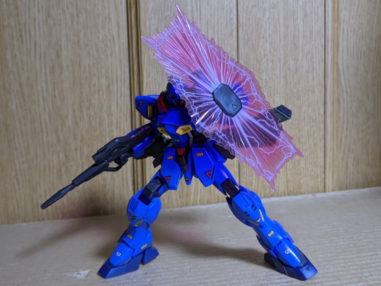 RE/100 ガンイージ 陸戦タイプ（ブルーバード隊仕様）: ちょっと