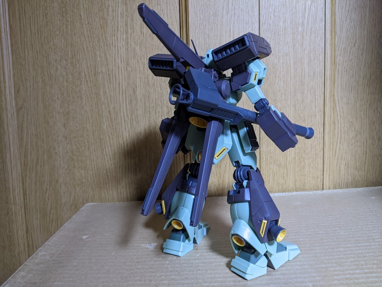 1/100 MG スタークジェガン: ちょっと作りすぎただけなんだからね 