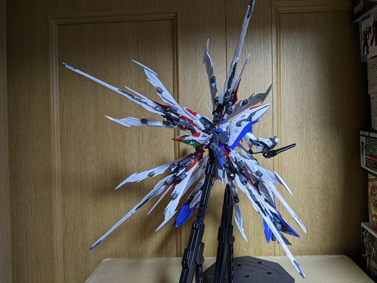 1/100 MG エクリプスガンダム用 マニューバストライカーパック