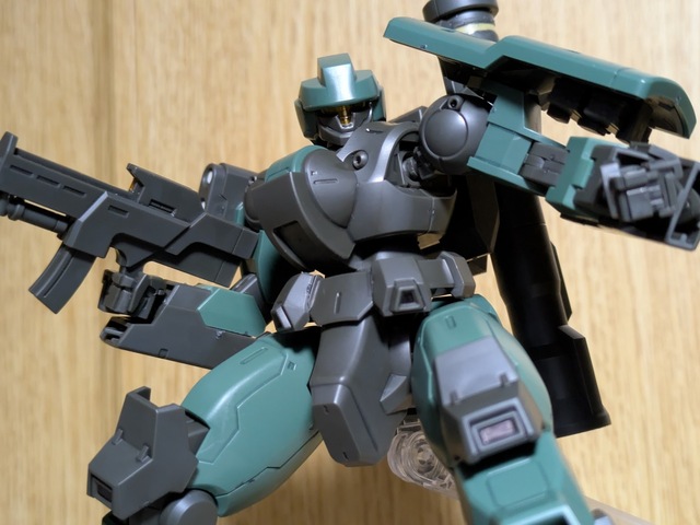 1/100 MG ケンプファー・シュヴェーア: ちょっと作りすぎただけ